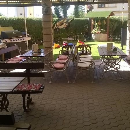 Penzion U Slunce Jaromer Exterior photo