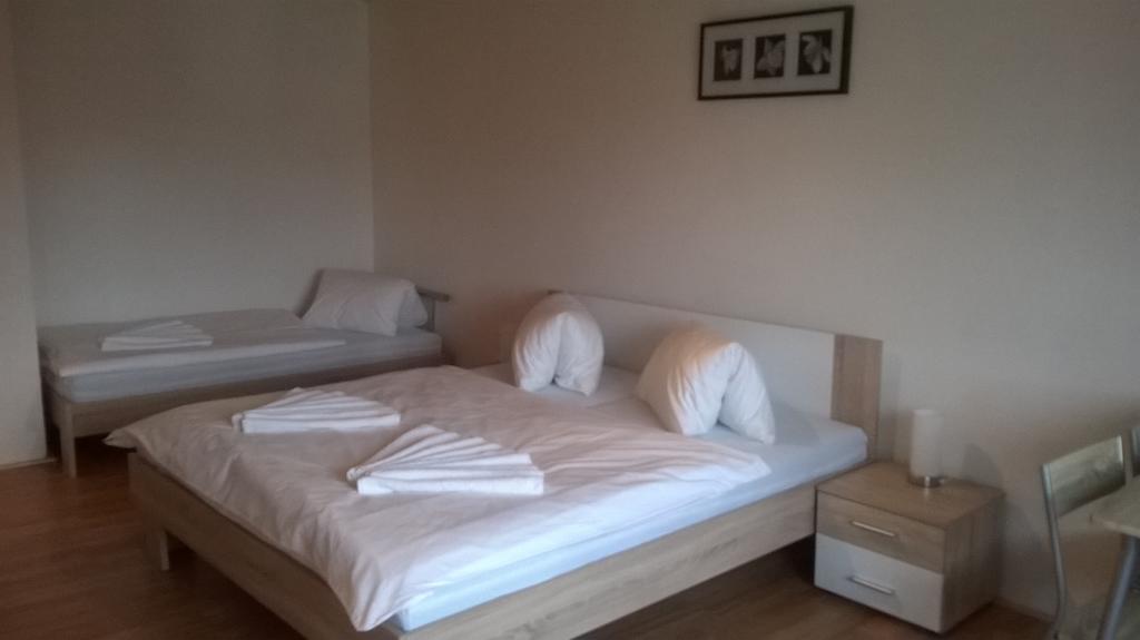 Penzion U Slunce Jaromer Room photo